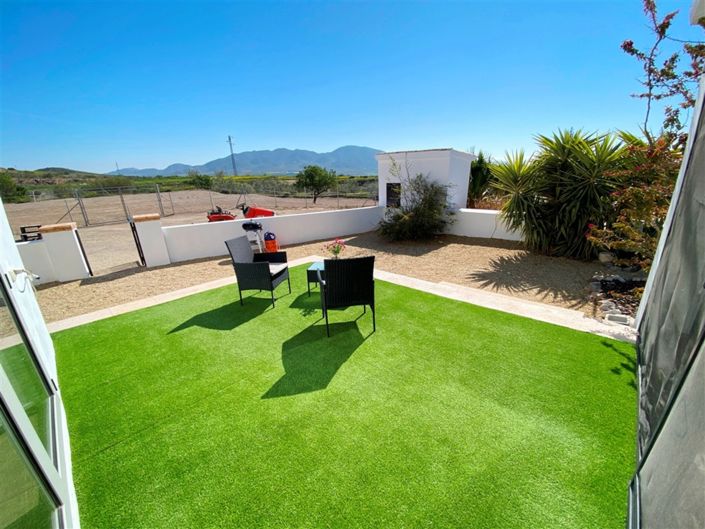 Image No.10-9 Bed Property for sale