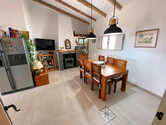 Image No.26-9 Bed Property for sale