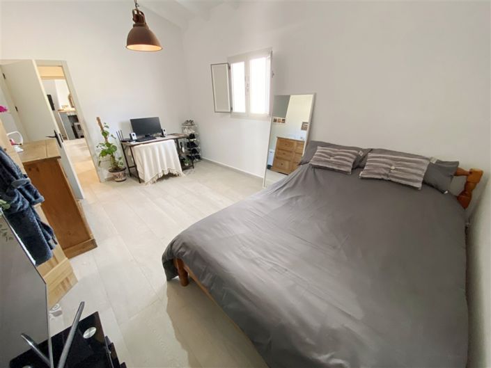 Image No.54-9 Bed Property for sale