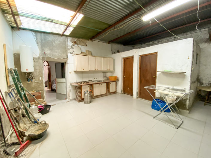 Image No.22-3 Bed Property for sale