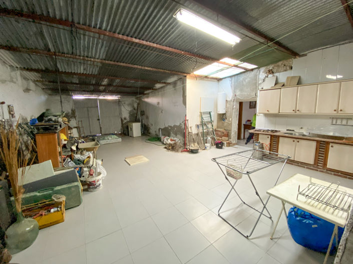 Image No.24-3 Bed Property for sale