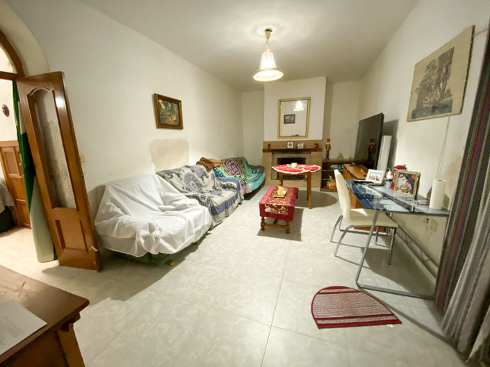 Image No.27-3 Bed Property for sale