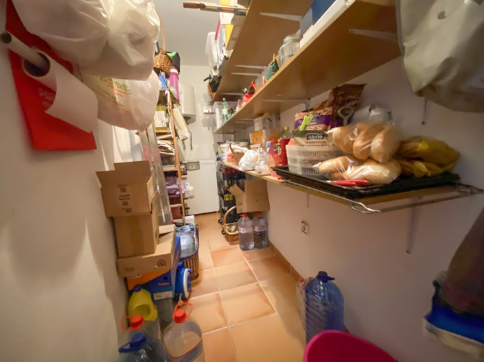 Image No.14-5 Bed Property for sale