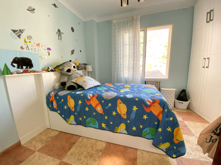 Image No.26-5 Bed Property for sale