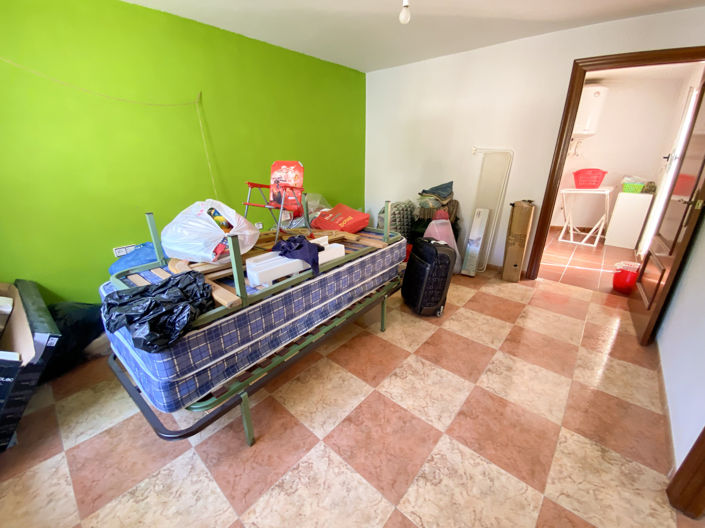 Image No.38-5 Bed Property for sale