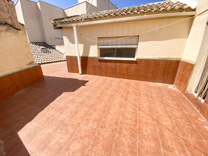 Image No.46-5 Bed Property for sale