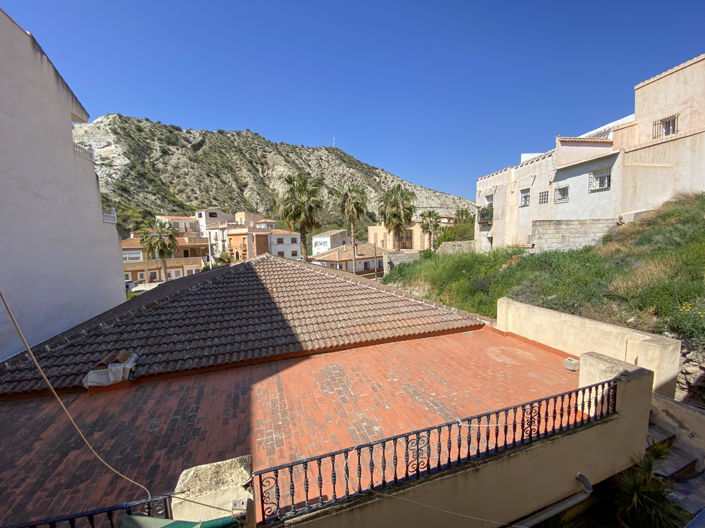 Image No.49-5 Bed Property for sale