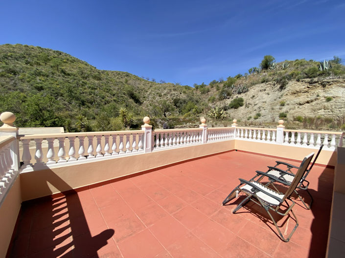 Image No.34-5 Bed Property for sale