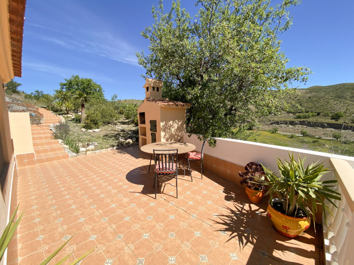 Image No.35-5 Bed Property for sale