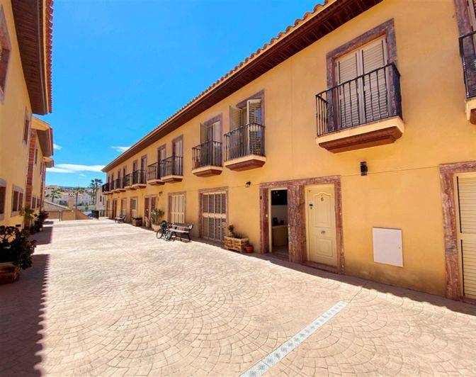 Image No.41-3 Bed Duplex for sale