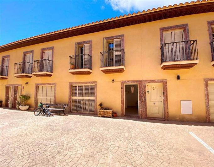 Image No.47-3 Bed Duplex for sale