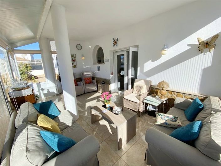 Image No.11-3 Bed Villa for sale