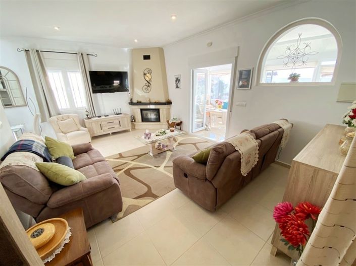 Image No.12-3 Bed Villa for sale