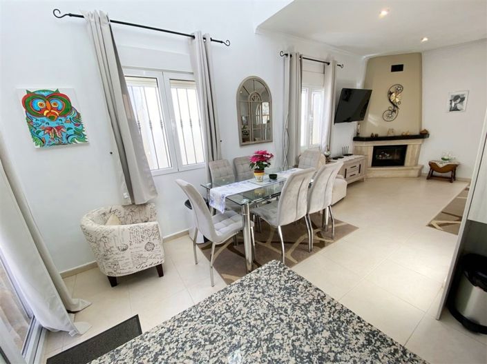 Image No.16-3 Bed Villa for sale