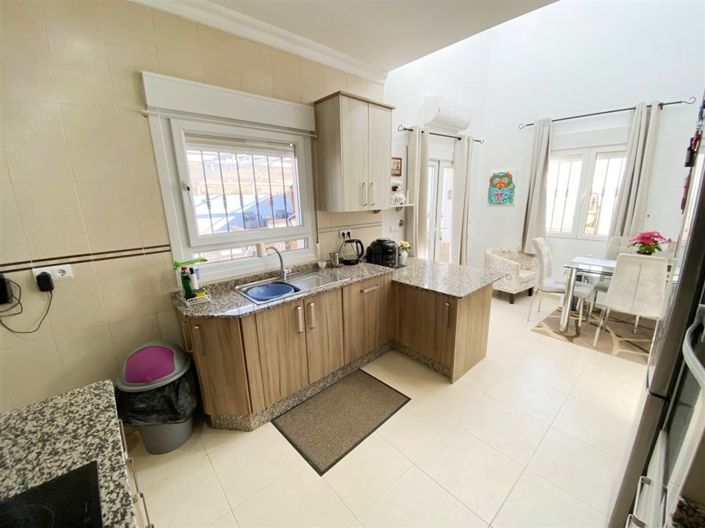 Image No.21-3 Bed Villa for sale