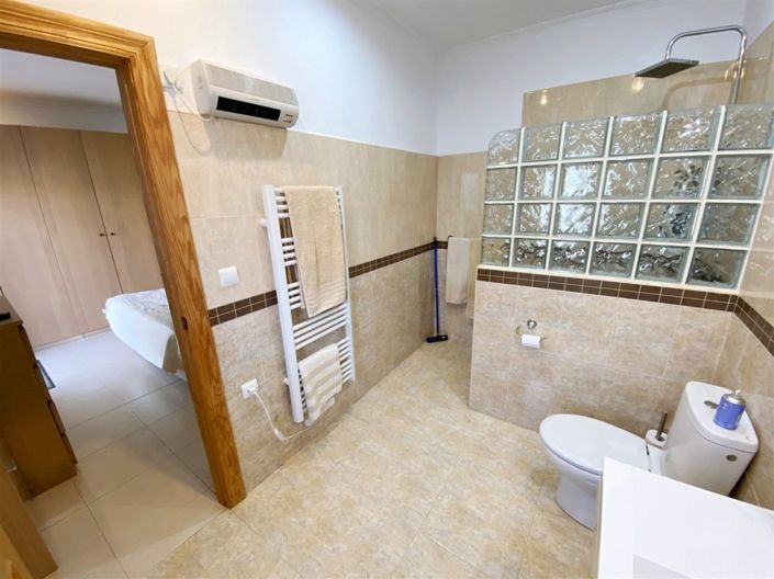 Image No.31-3 Bed Villa for sale