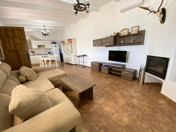 vh2742-country-house-for-sale-in-huercal-over