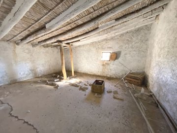 vh2738-country-house-for-sale-in-velez-rubio-