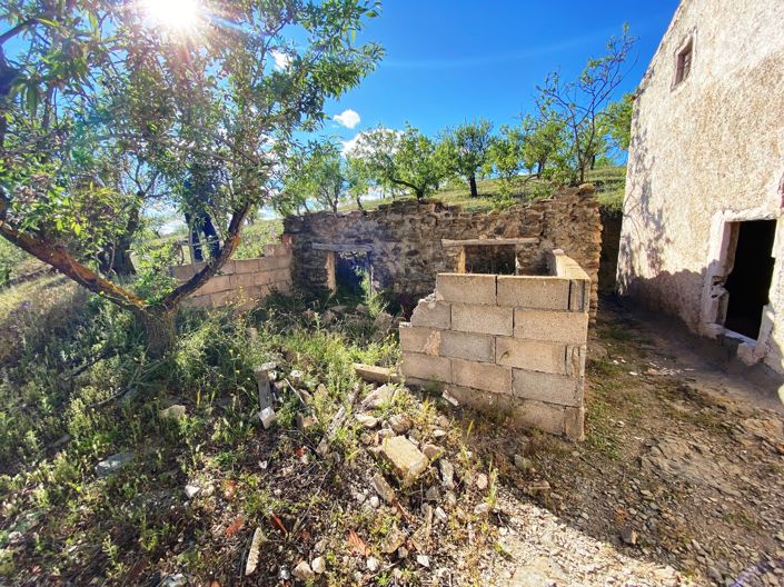 Image No.22-3 Bed Property for sale