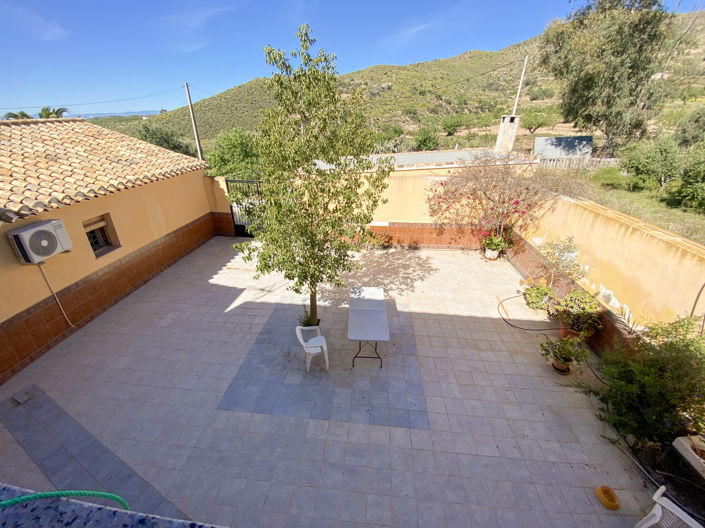 Image No.53-6 Bed Property for sale