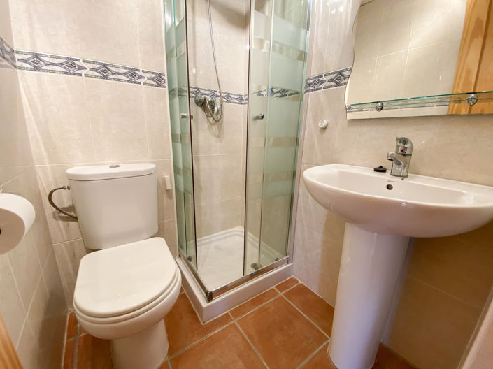 Image No.15-2 Bed Apartment for sale