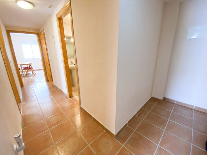 Image No.28-2 Bed Apartment for sale