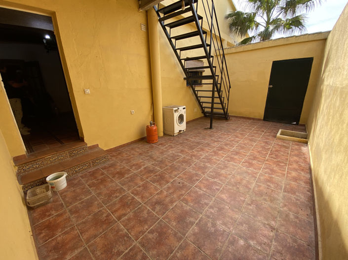 Image No.24-4 Bed Property for sale