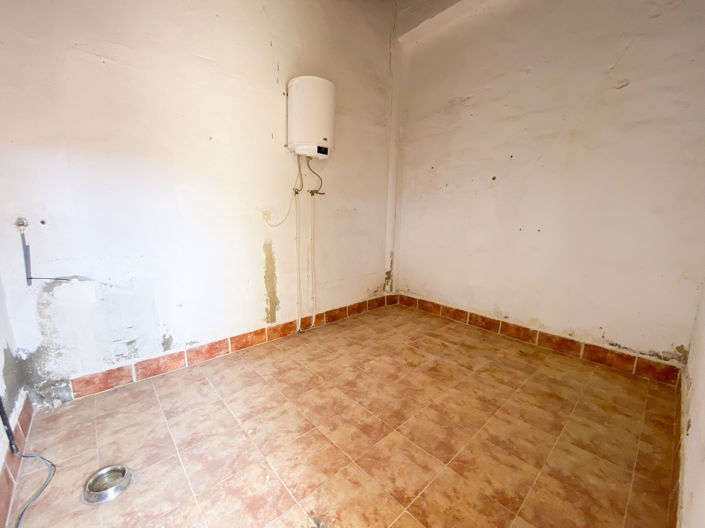 Image No.26-4 Bed Property for sale