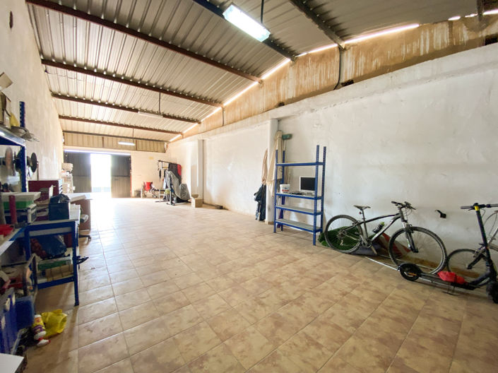 Image No.28-4 Bed Property for sale
