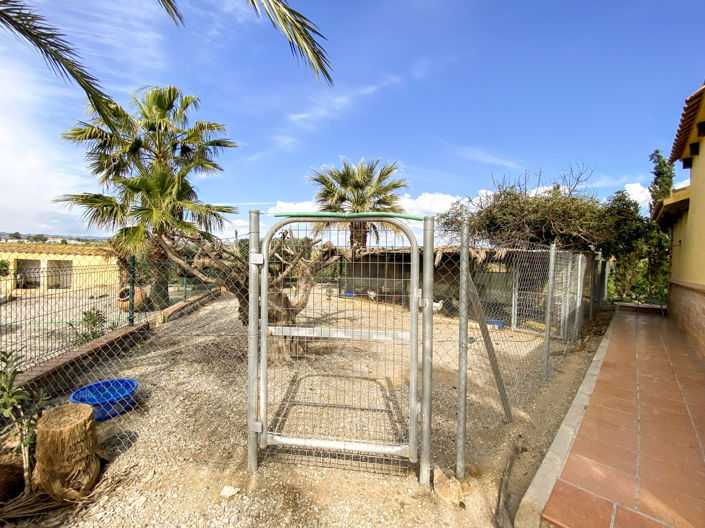 Image No.33-4 Bed Property for sale
