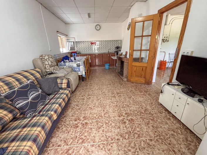 Image No.16-3 Bed Property for sale