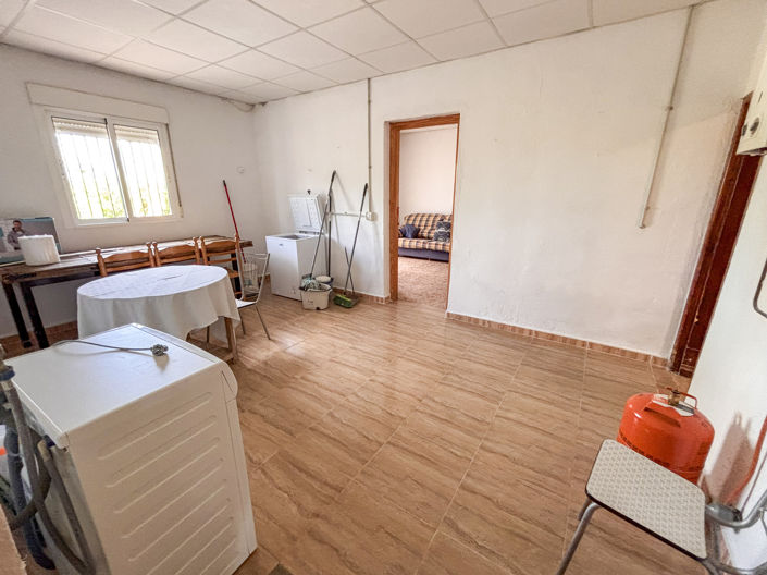 Image No.18-3 Bed Property for sale