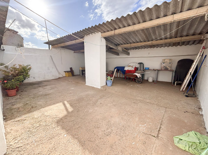 Image No.24-3 Bed Property for sale