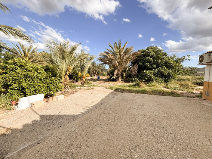 Image No.31-3 Bed Property for sale