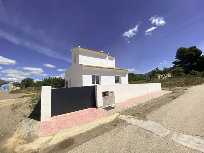 Image No.2-3 Bed Villa for sale