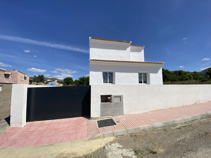 Image No.31-3 Bed Villa for sale