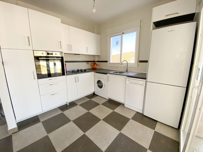 Image No.8-3 Bed Villa for sale
