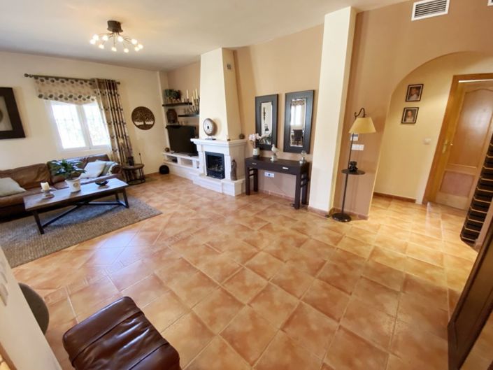 Image No.10-2 Bed Villa for sale
