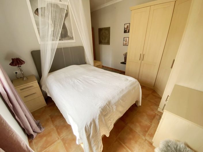 Image No.18-2 Bed Villa for sale