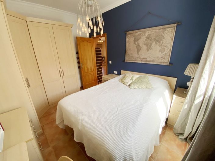 Image No.24-2 Bed Villa for sale