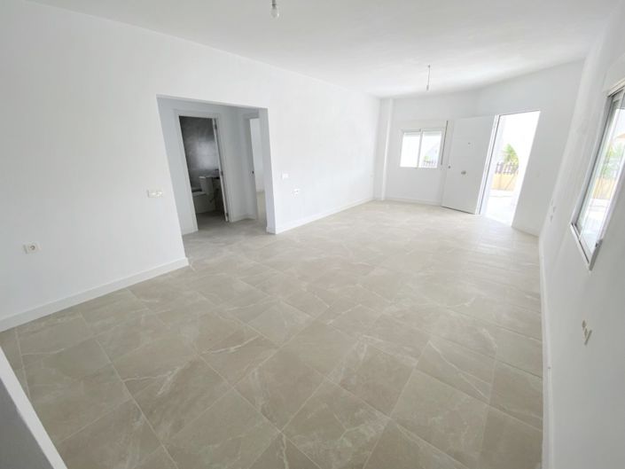 Image No.9-4 Bed Villa for sale