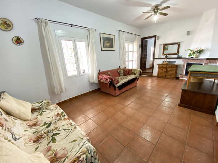Image No.21-5 Bed Property for sale