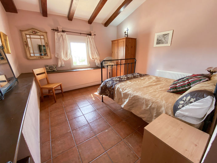 Image No.29-5 Bed Property for sale