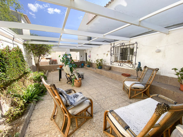Image No.43-5 Bed Property for sale