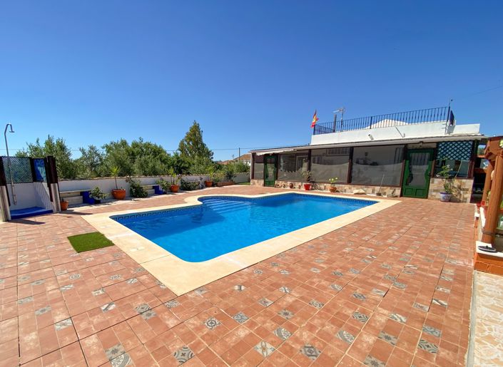 Image No.2-3 Bed Villa for sale