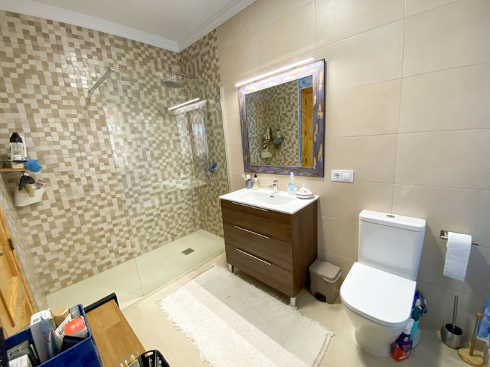 Image No.24-3 Bed Villa for sale