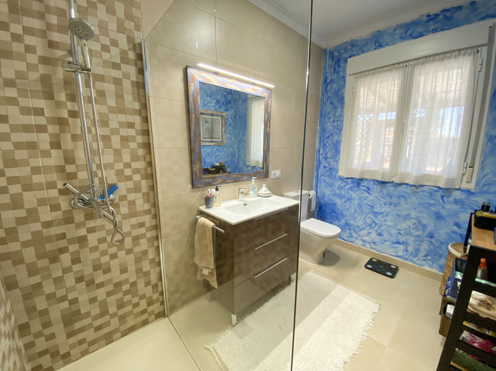 Image No.25-3 Bed Villa for sale
