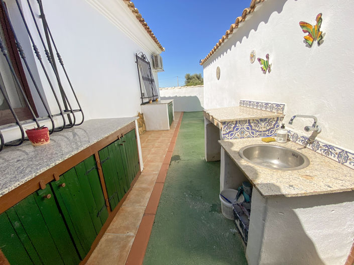 Image No.37-3 Bed Villa for sale