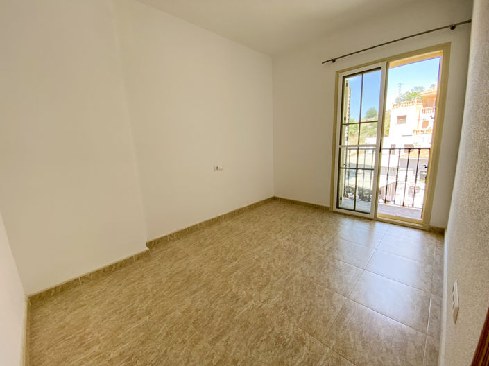 Image No.20-3 Bed Duplex for sale