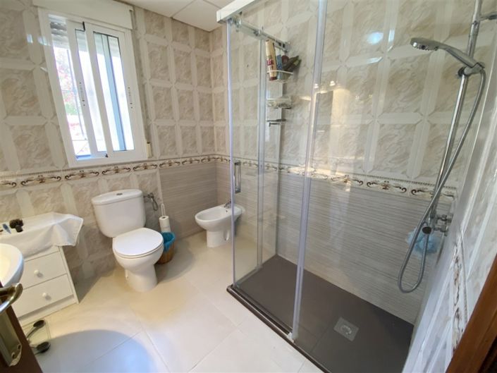 Image No.24-4 Bed Villa for sale